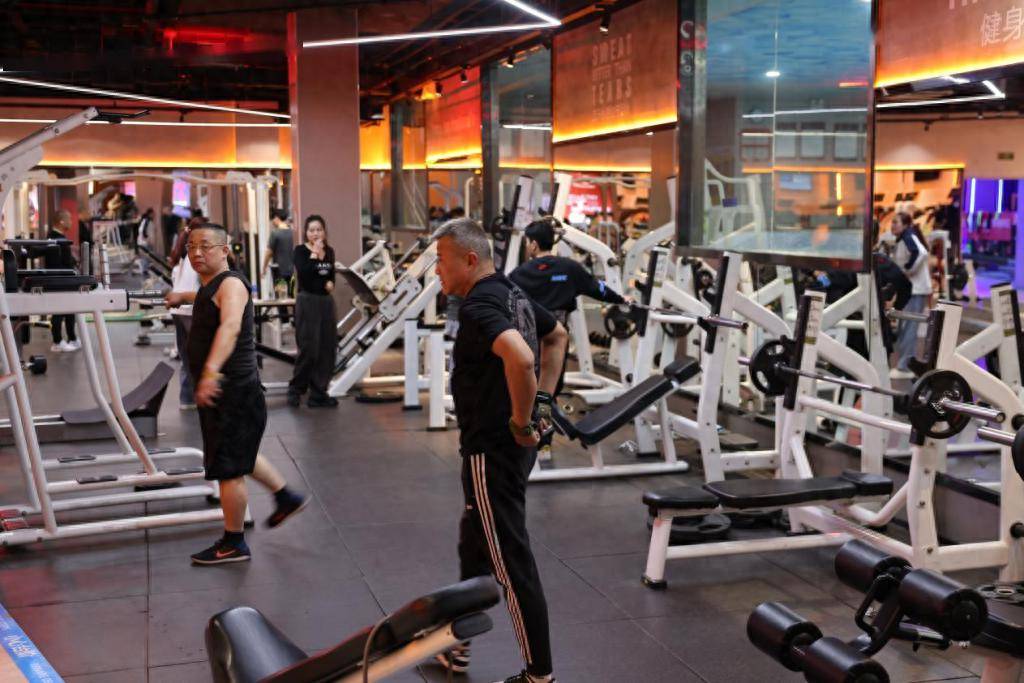 正体健身人民路店恢复营业,店负责人解释:未能与会员及时沟通造成"