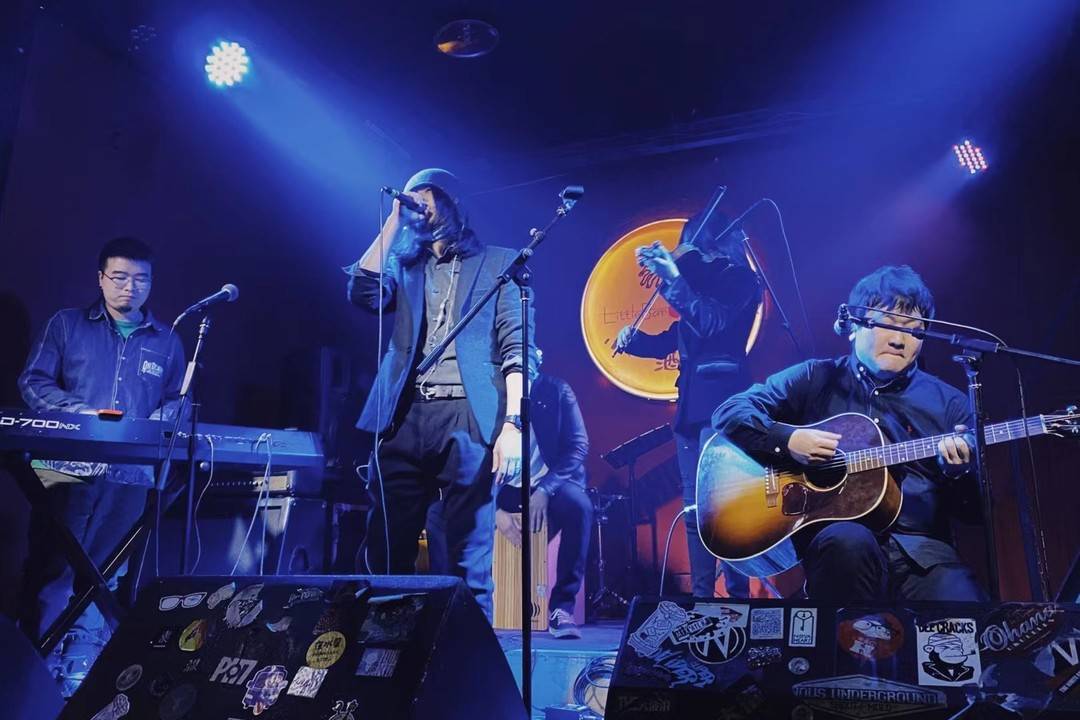 "成都小酒馆芳沁店关闭 原址将变成律师工作室_演出_唐蕾_玉林