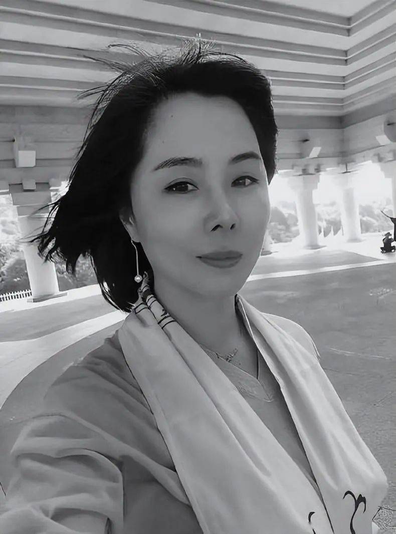 责编:马丽华欢迎订阅2024年度《书法报·书画天地》2024点击图片 开始