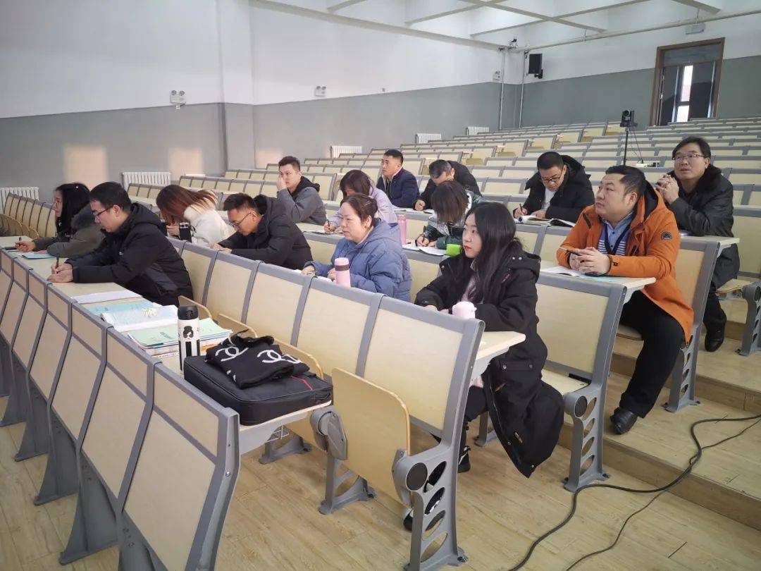 集备领航新征程,砥砺前行共成长----沙湾一中九大学科参加塔城地区