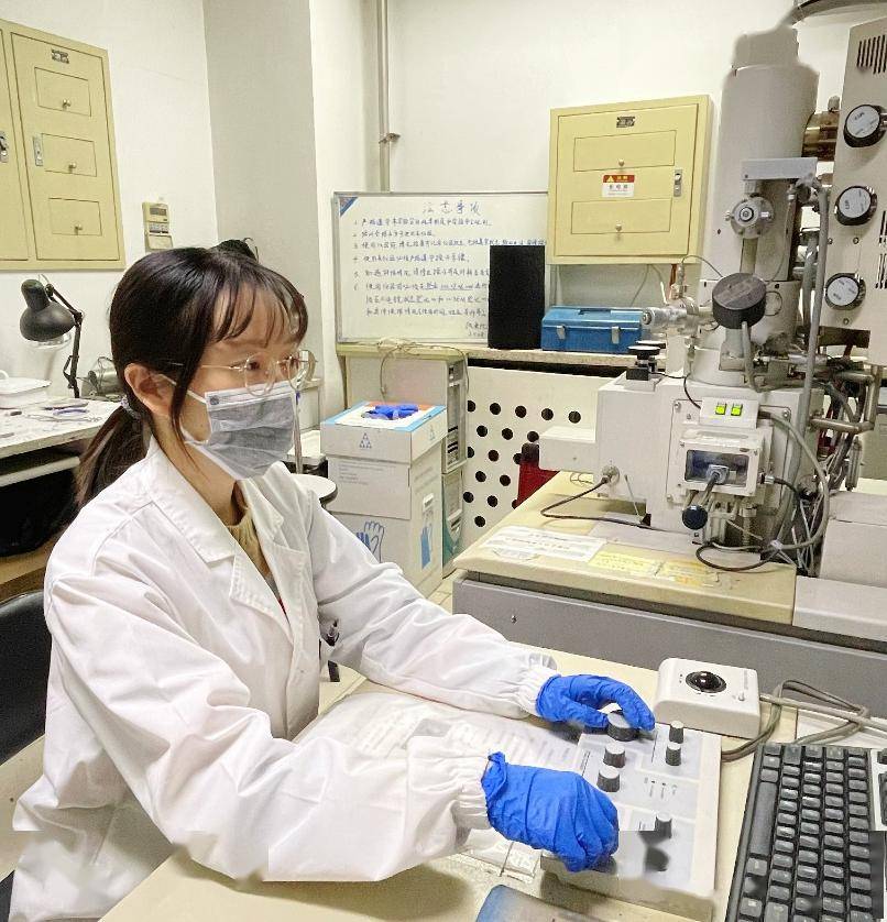 她获得北大学生年度人物!研究成果登上nature_梦诗_博士_科研