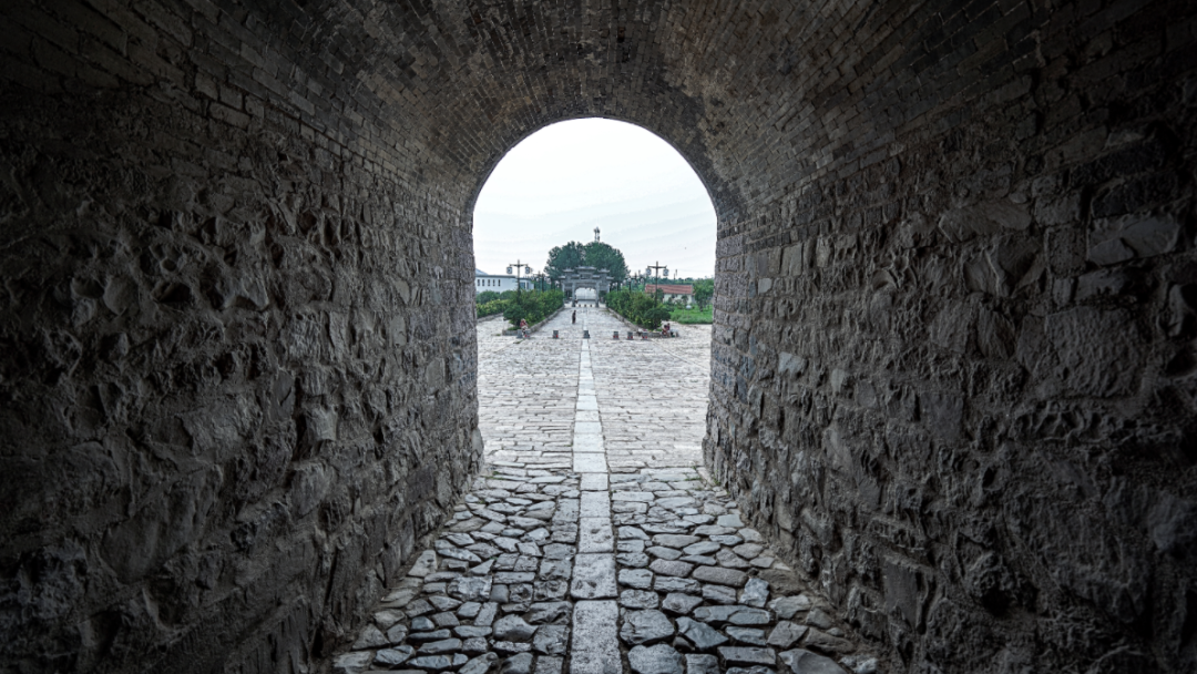 隔海与海阳,莱阳咫尺相望有鸡鸣三县之美誉03栲栳古村落背倚栲栳岛,东