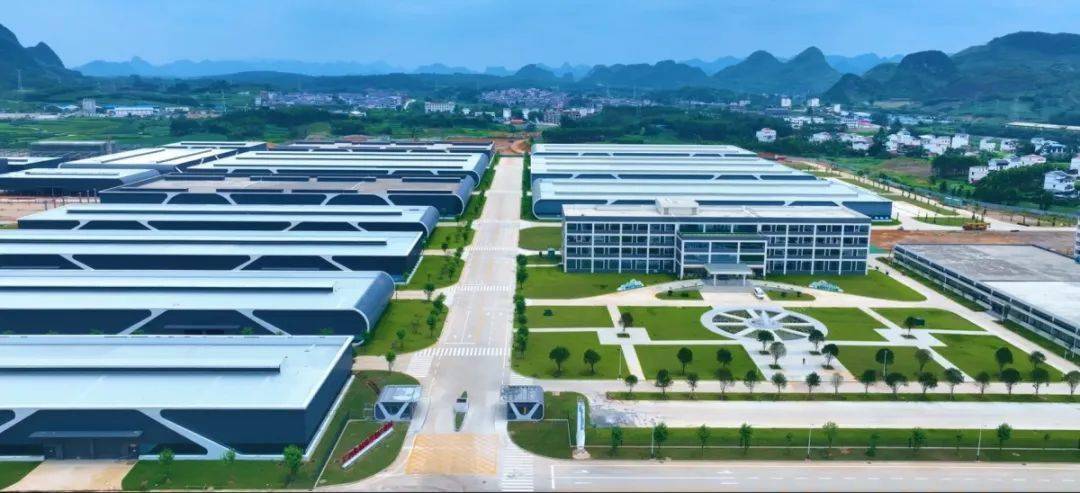 粤桂协作工作队供图2023年,自治区党委金融办率队拜会深圳证券交易所