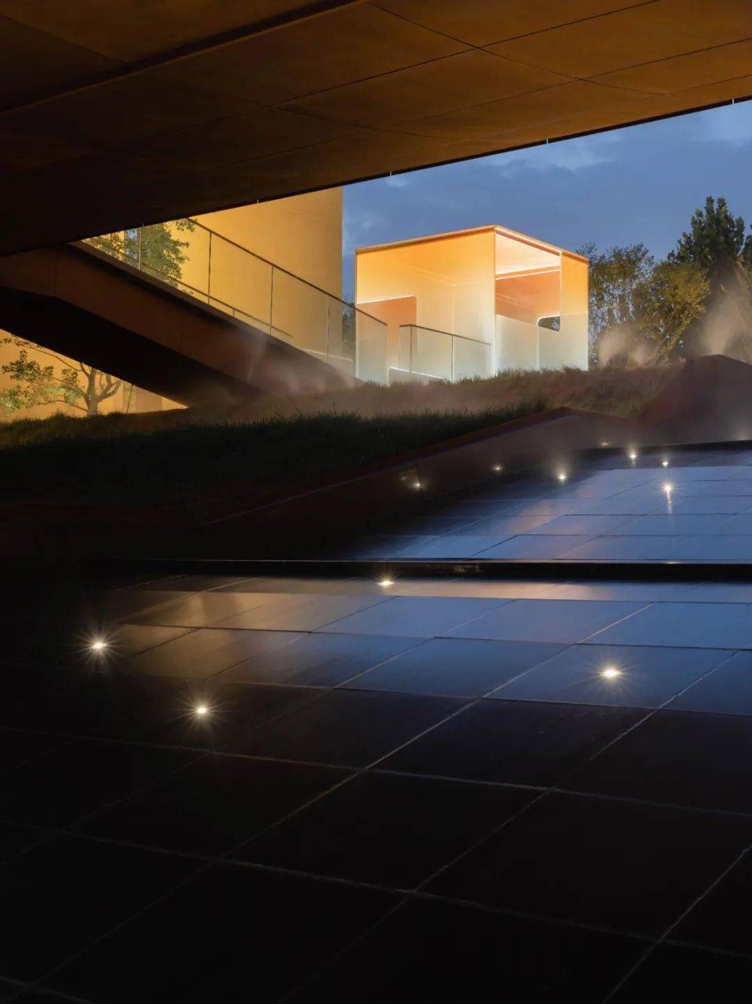 沐沣悦汤泉酒店_摄影_建筑_直译