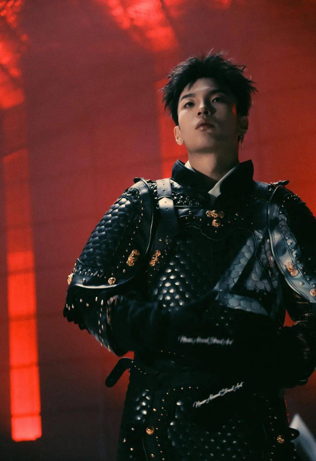 pg one的好兄弟现场表演《有嘻哈》名曲!_公益_演出_中国