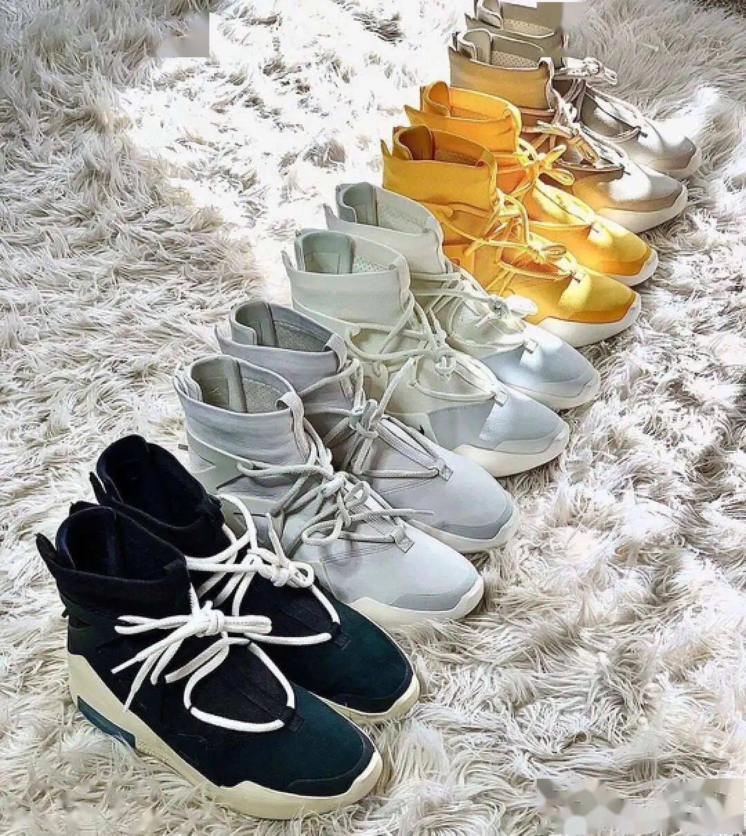 2021年jerry lorenzo与adidas开启合作,fear of god athletics i