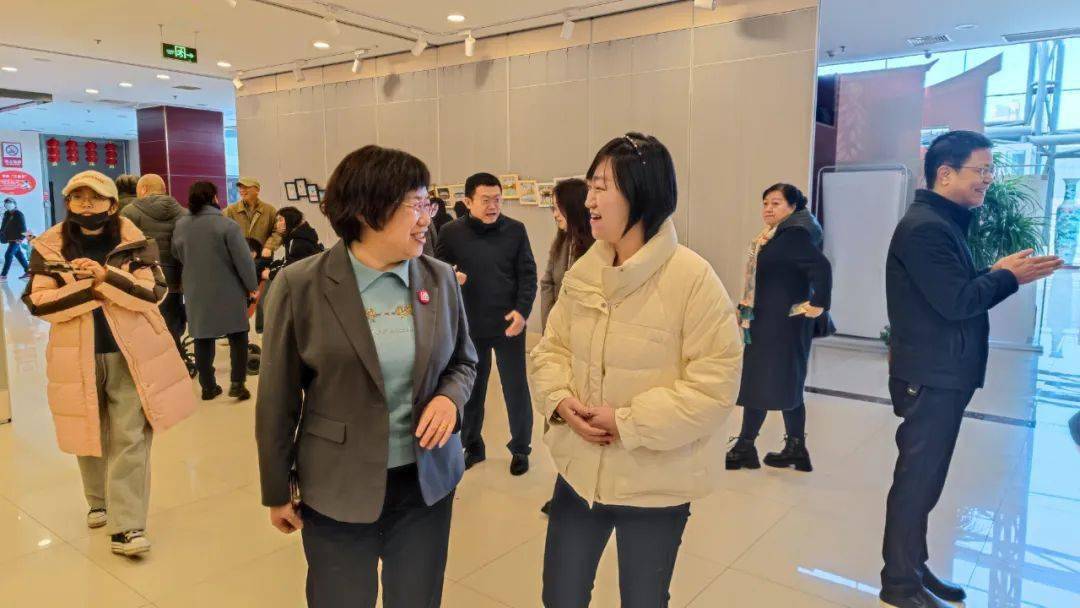 杨冉"邢台成语故事漫画作品展"在市图书馆成功开幕_文化_插画_传统