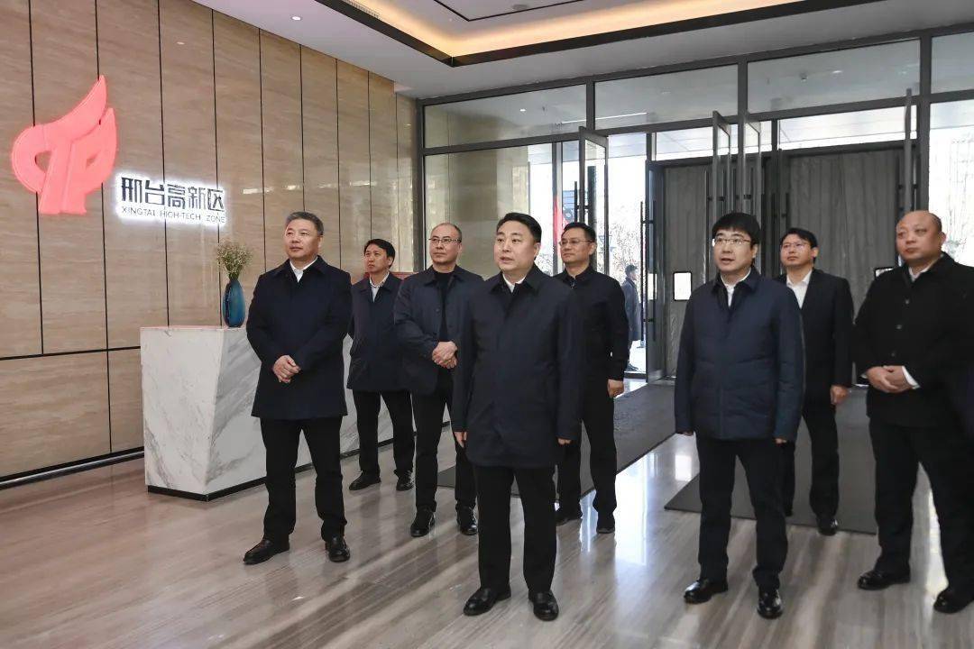 杨猛到市高新区调研检查工作