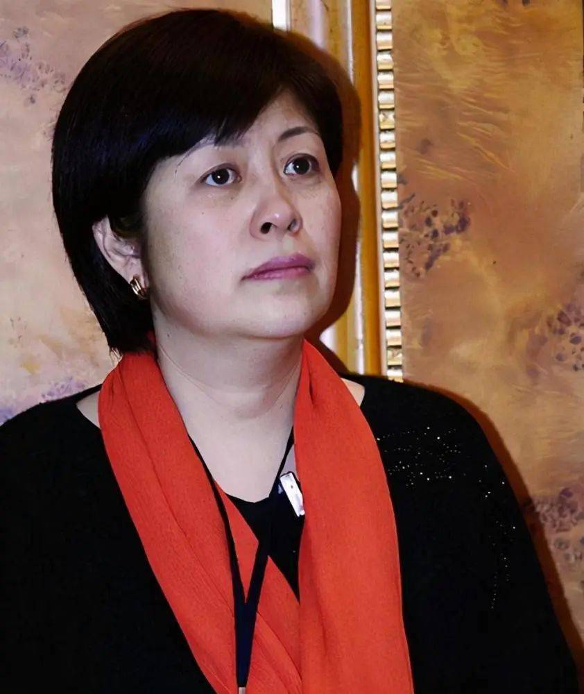 2005年,王京花负气离开华谊,王中军兄弟直接损失100亿_陈道明_娱乐
