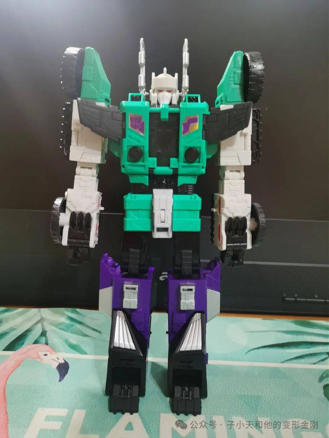 【增刊】【评玩具】子小天:x测评:《变形金刚 泰坦归来系列的六面兽