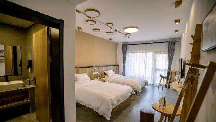 周末清明不加价德清大湖原舍民宿339享景观房一间一晚住宿次日2大2小