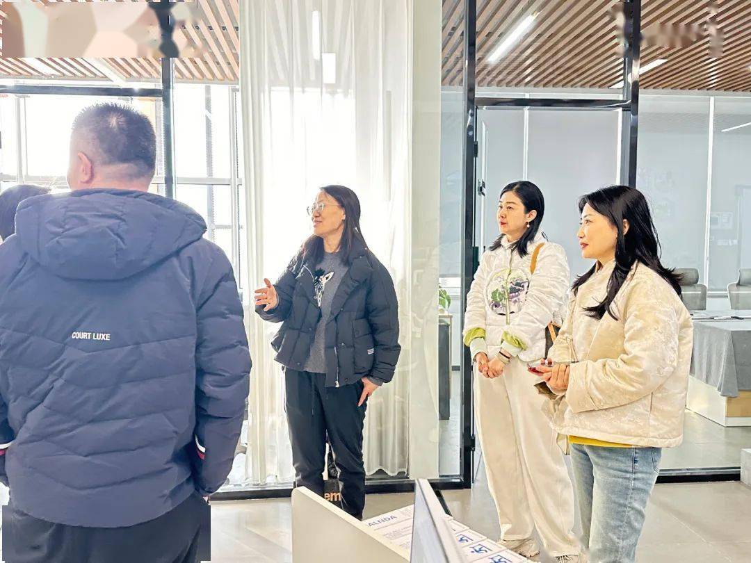 文苑焦点|学院领导到志鸿教育集团华鸿出版产业园走访交流_发展_进行