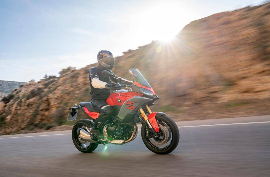 文武兼备的bmw f900xr_搜狐汽车_搜狐网