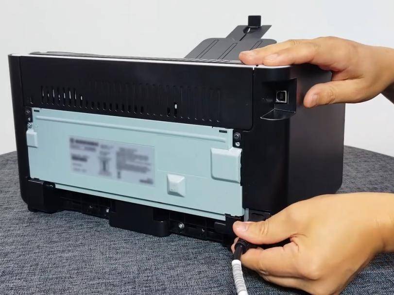 laserjet pro p1106/p1108 plus)查看可能发生卡纸的区域并清除卡纸