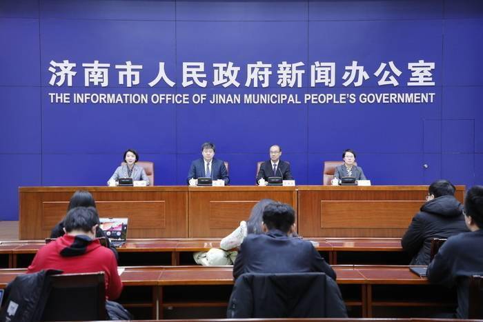 信贷资产质量居全省首位，截至2023年末济南市银行业金融机构不良贷款率0.67%