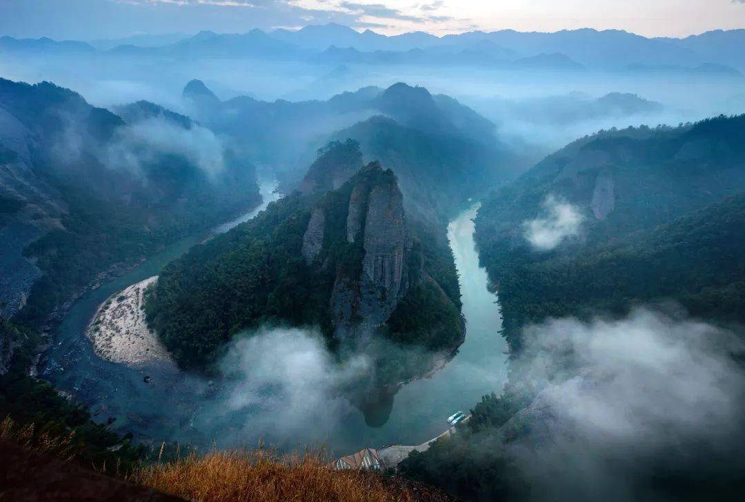 乔振宇为家乡赛事打call邀请大家赏烟雨桂林品恭城油茶