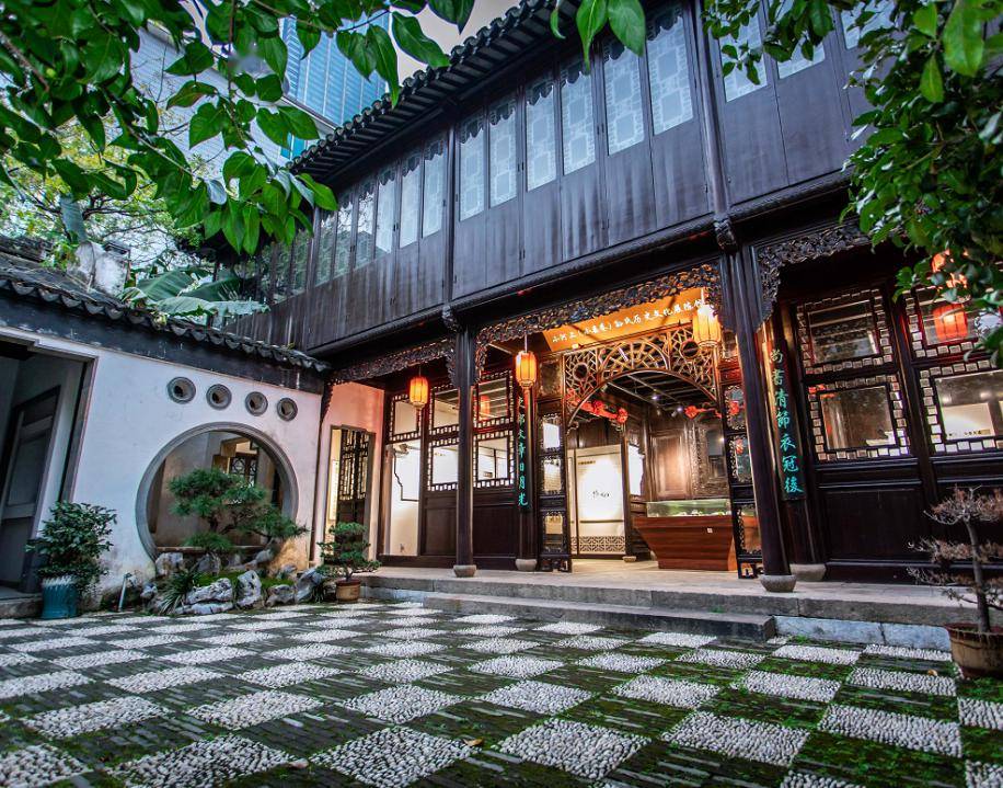 杨绛·钱锺书故居著名作家,翻译家杨绛先生是钱锺书眼中"最贤的妻,最