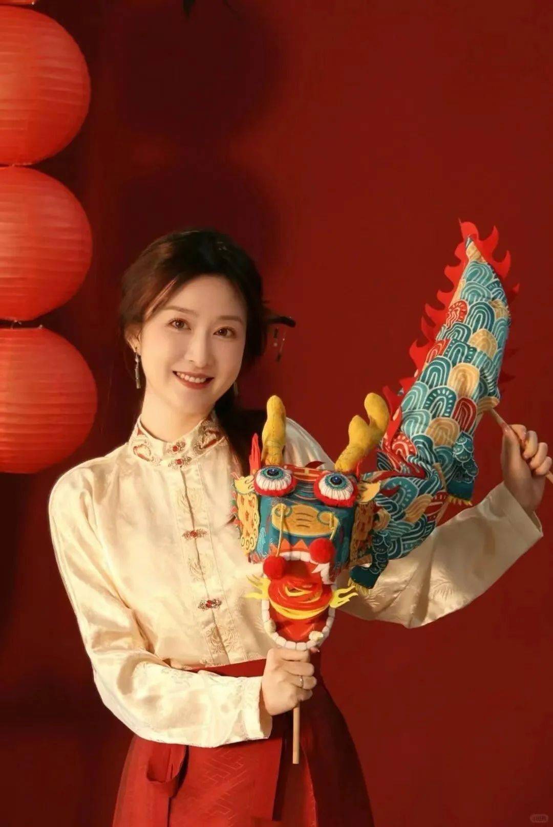 图片提供:董蓓《做像春天一样的女人》钟亮春天真好