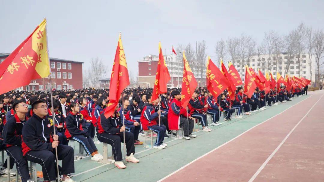 武罗学校举办2023-2024学年第二学期开学典礼暨总结表彰大会!_模范_师