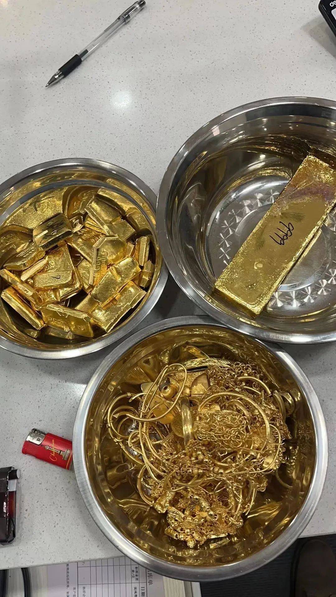 见证历史，金价暴涨！有人连夜变现289万元