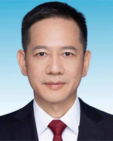 市长曾进泽2000级企业管理博士校友广东省肇庆市委副书记,市