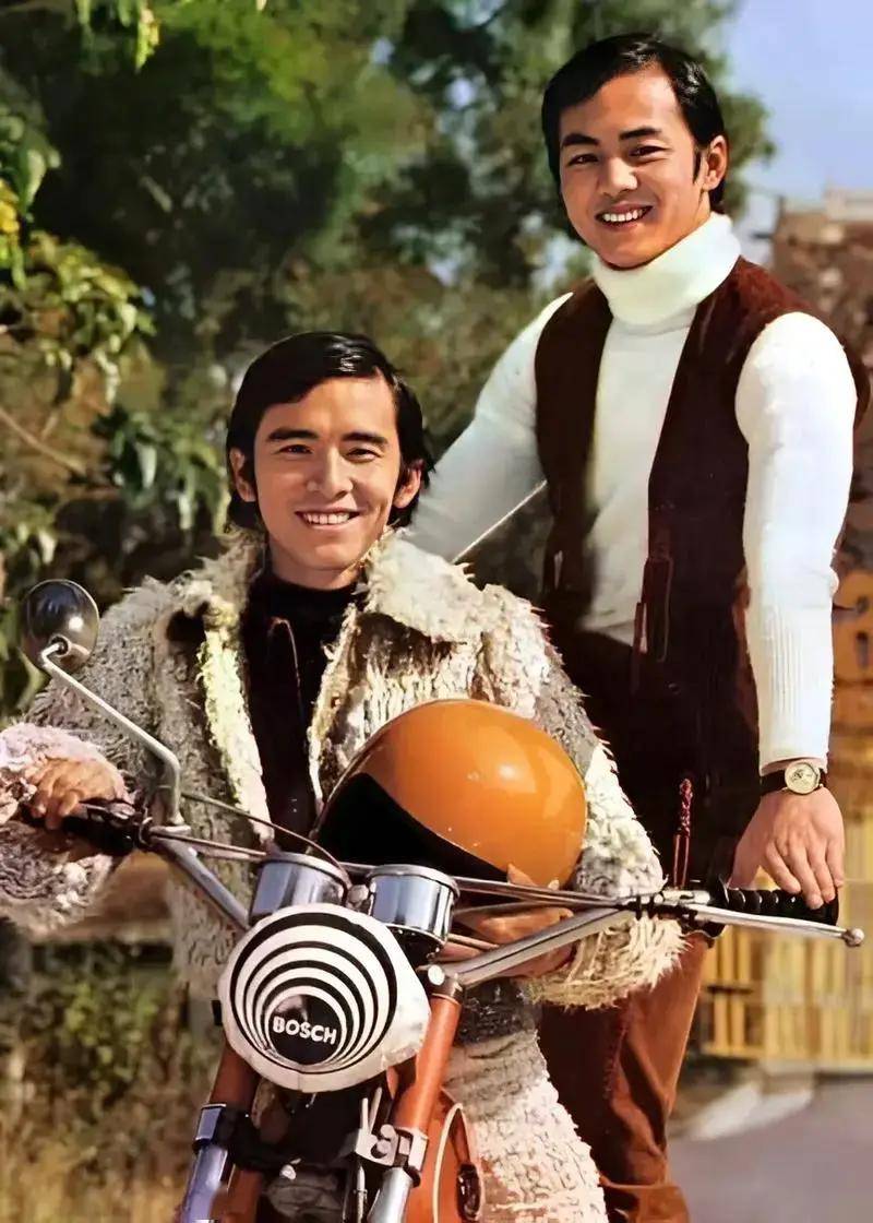 知名港星姜大卫重提与狄龙旧事,三字概括与对方关系_儿子_合作_观众