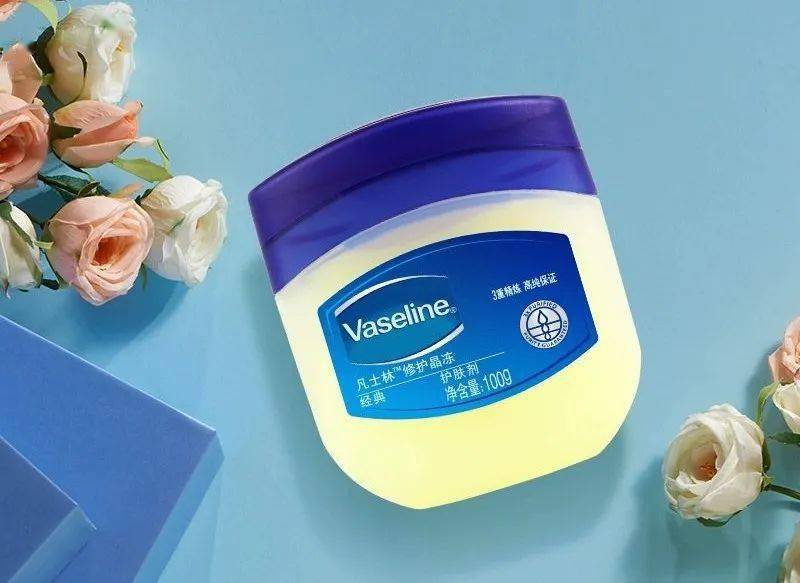 3,妮维雅蓝罐晚霜润肤膏手膜膏护手霜干裂膏厚涂面膜4,木质按摩梳梳子