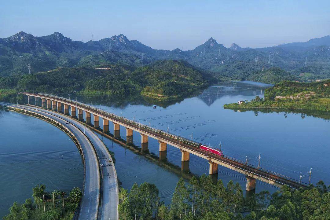 京广铁路,一条纵贯中国2284千米的回家路_摄影_北京_卢汉