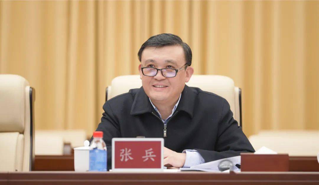 中国工程院院士,国际欧亚科学院院士,国家基础地理信息中心教授