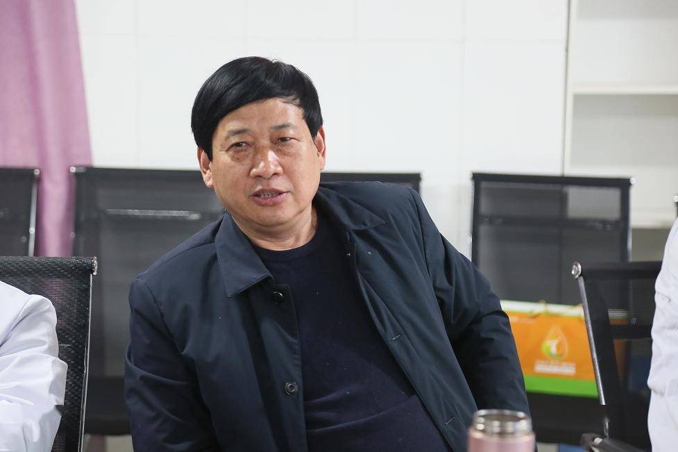 我院召开药事管理与药物治疗学委员会会议