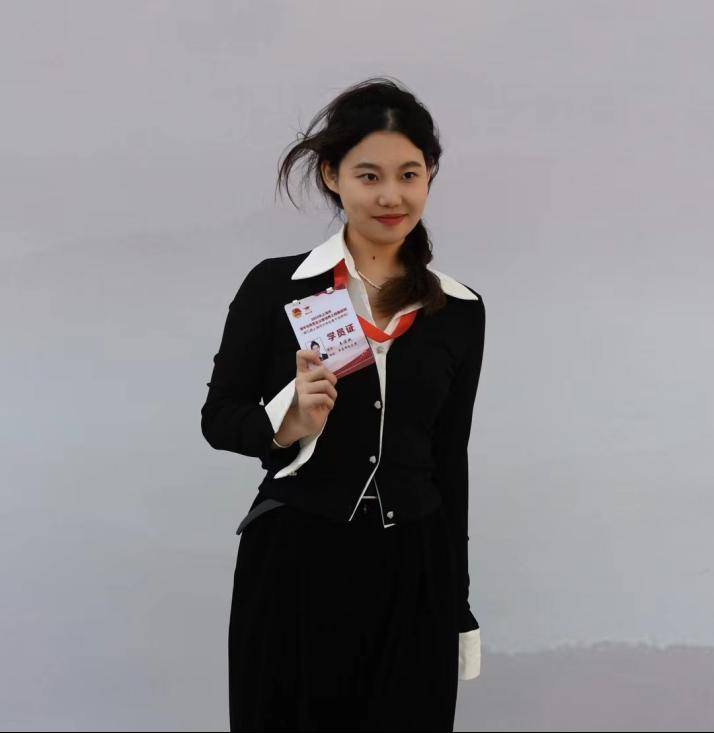 第三十三届十佳女大学生专访王滢淑砥砺前行微芒也绽放