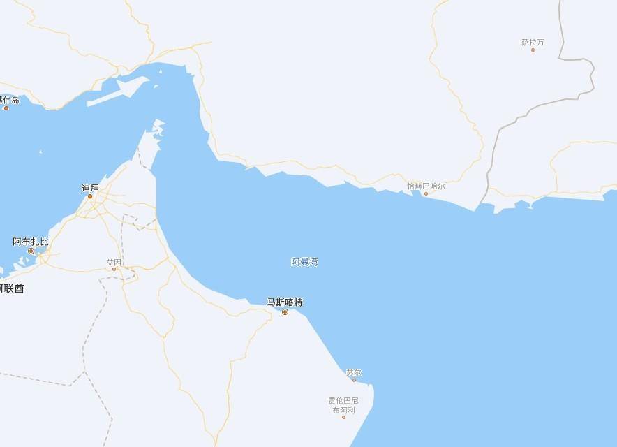 中国驱逐舰领衔出场,中俄伊会师阿曼湾,中东这块地不止美国能来