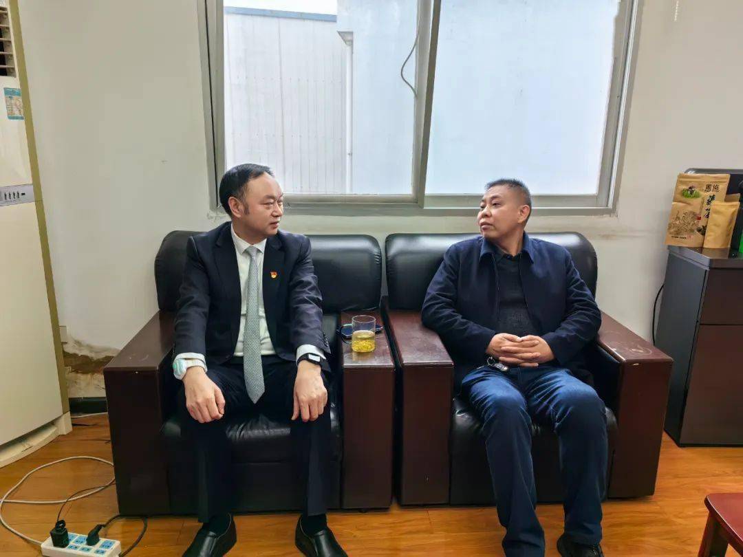 邝远平会长带队到恩施州考察调研