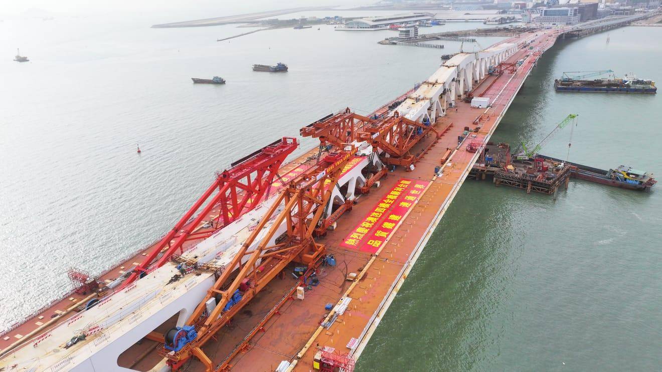 3月12日拍摄的澳门半岛至氹仔的第四条跨海大桥. 新华社发