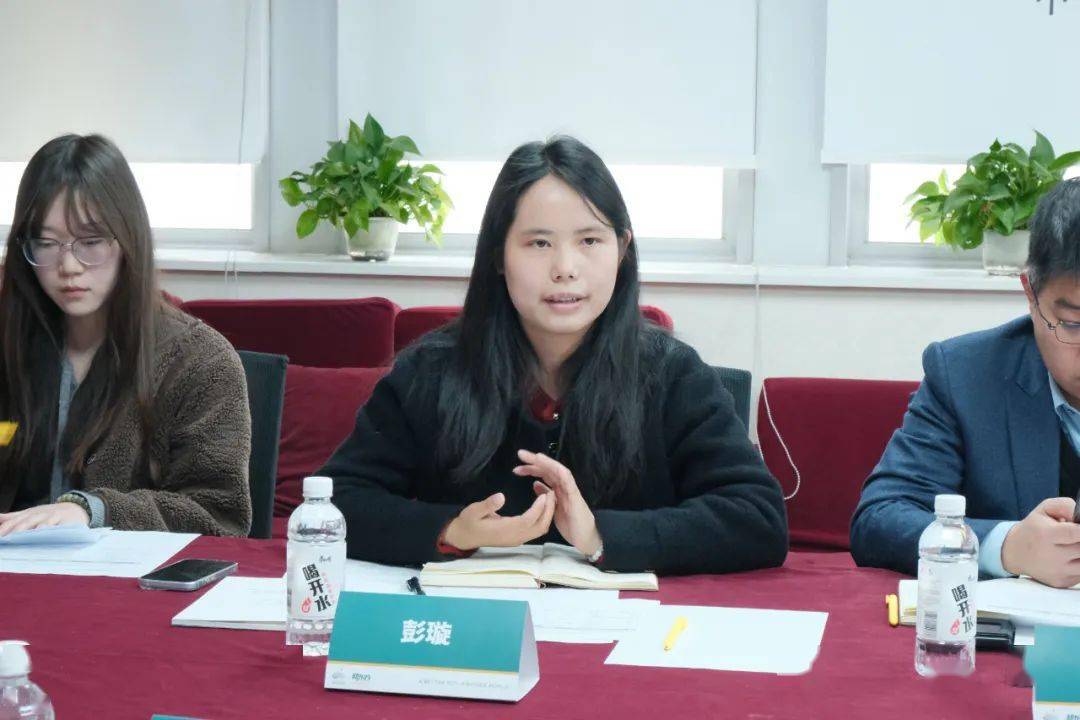 新东方与湖北大学师范学院完成就业育人校企合作签约暨授牌仪式