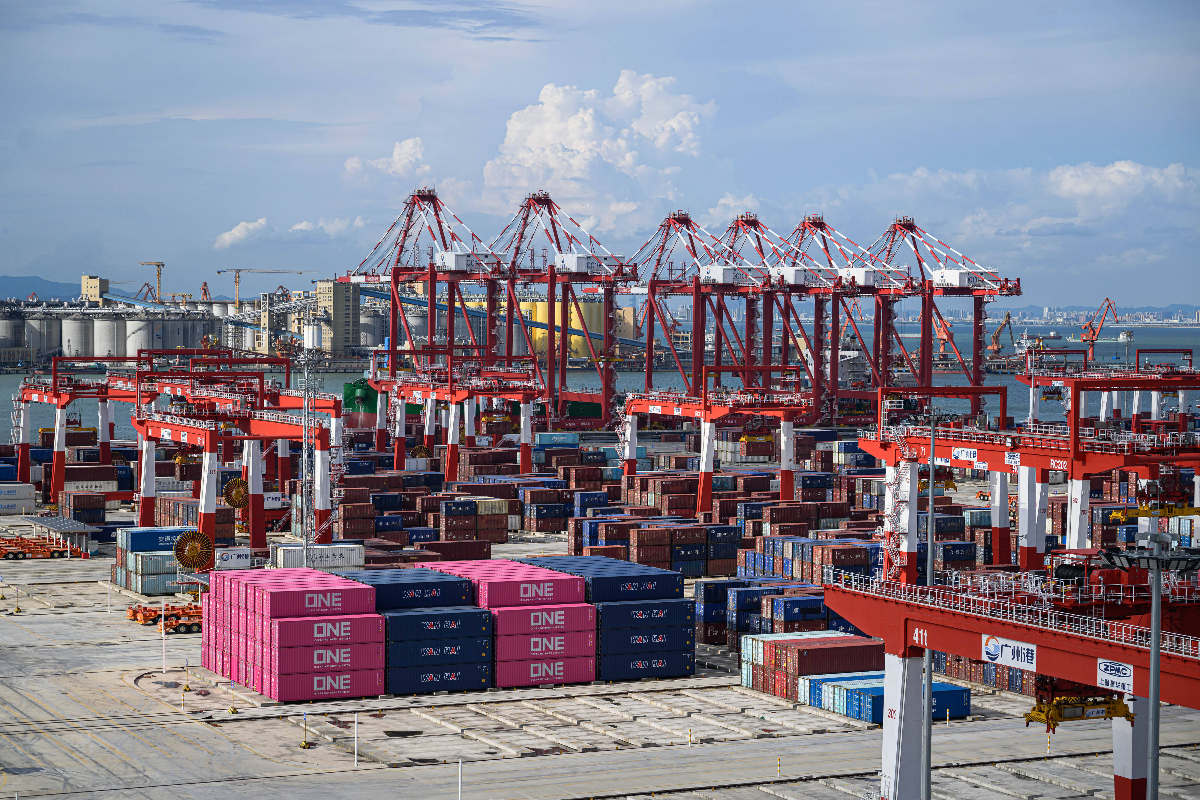 早读前2个月广东外贸进出口增长249广州启动综合高中试点