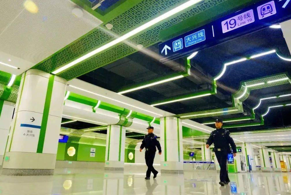 哇哦~这是北京的地铁!北京警察带你打卡!_乘客_景泰_记忆