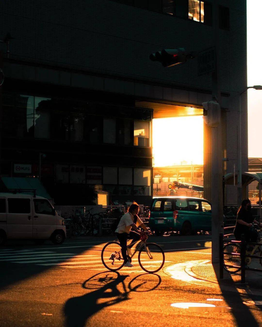 夜晚_路灯_店铺