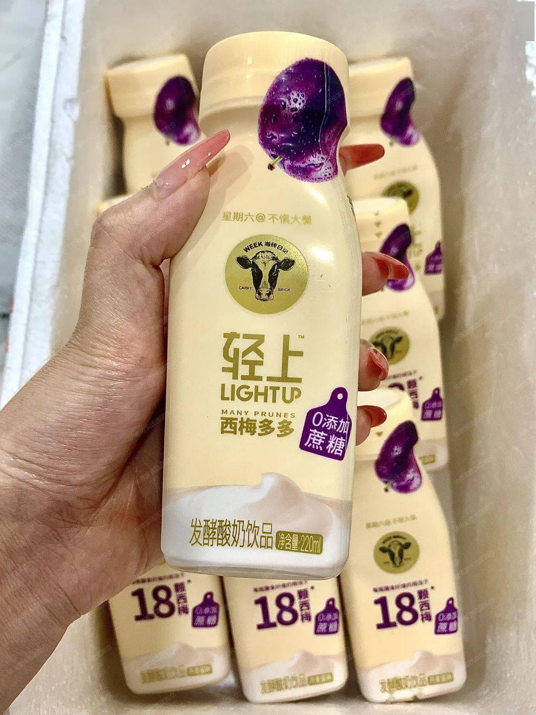 轻上西梅多多酸奶10瓶399元每瓶含膳食纤维约等于18颗西梅酸奶0添加