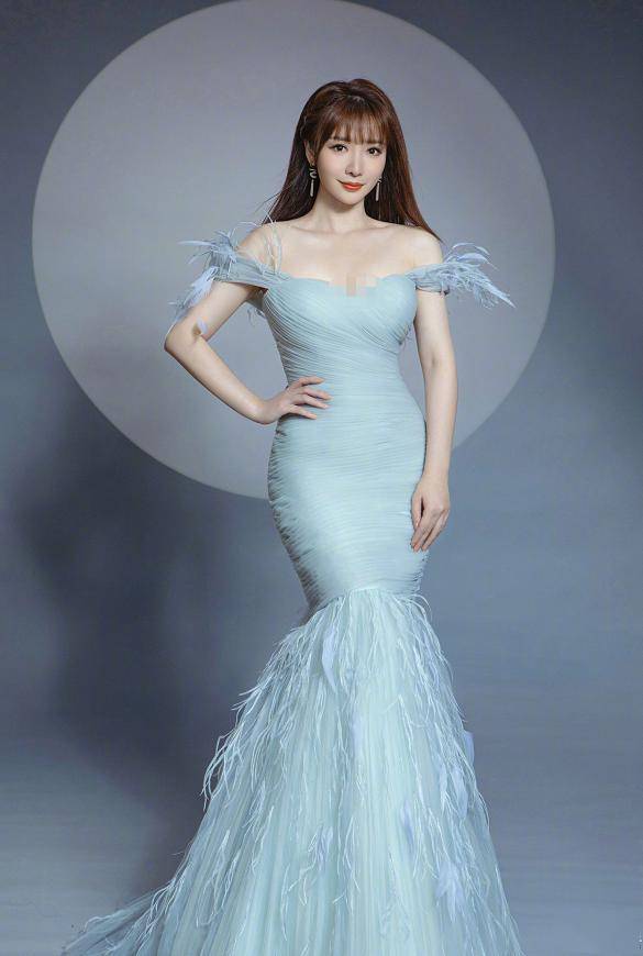 柳岩重庆分岩晒近照这也太大了吧