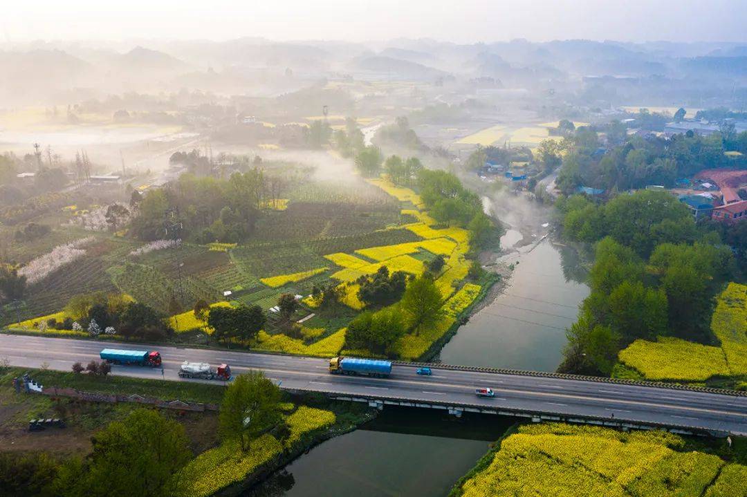 彭州春天的颜色是