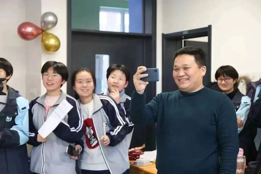 喜报历城二中这位老师获评山东学校优秀思政课教师