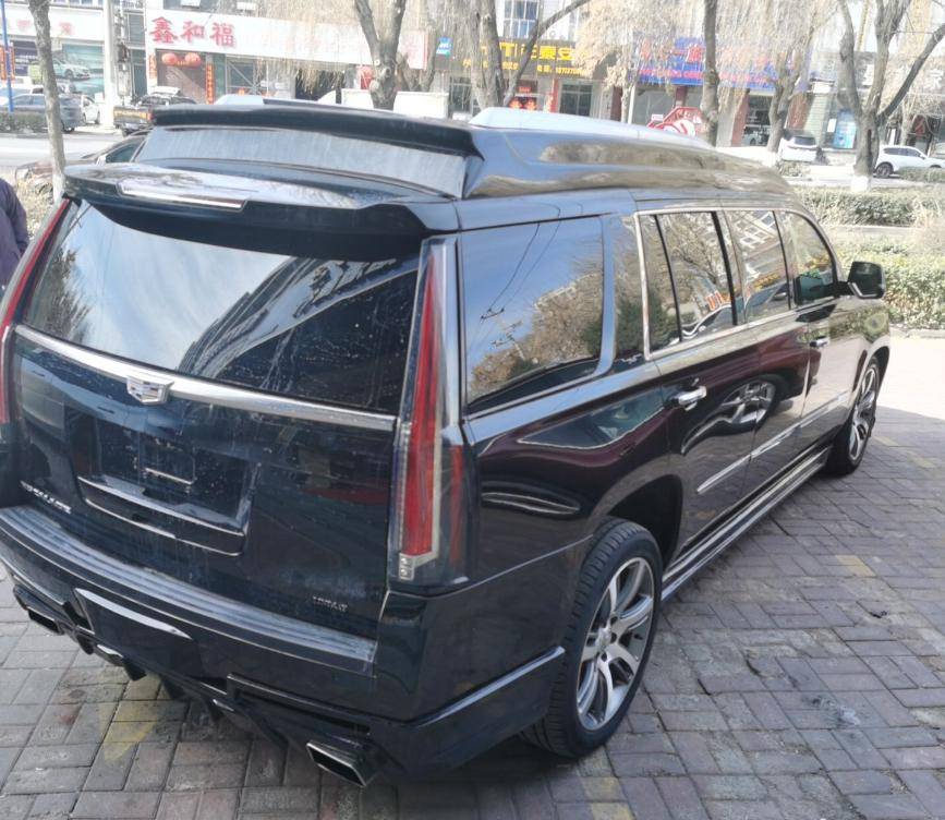 四座加长凯雷德豪华堪称移动客厅,检测完粉丝直呼可惜!