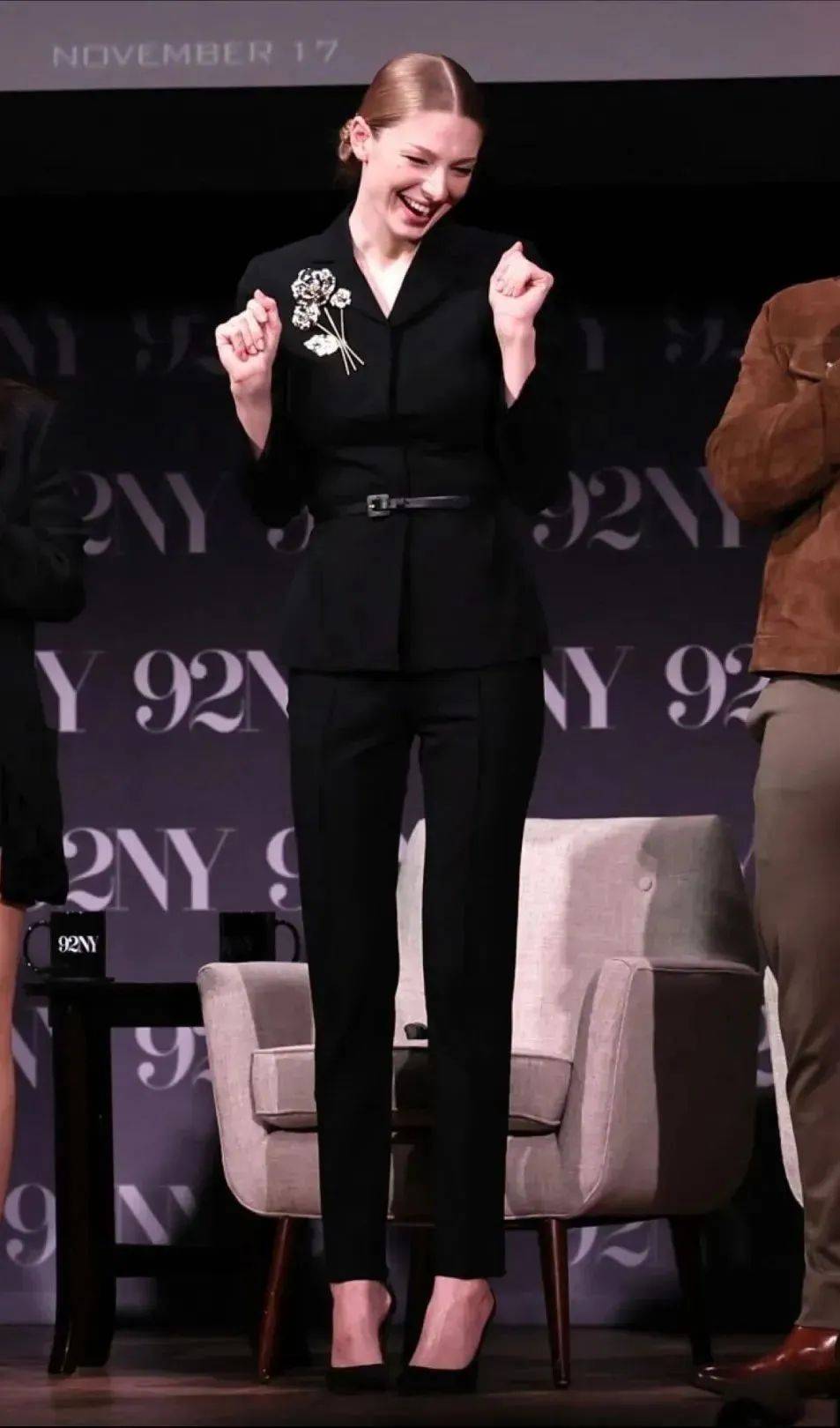 内娱别争了亢奋姐妹花才是古希腊掌管红毯的神