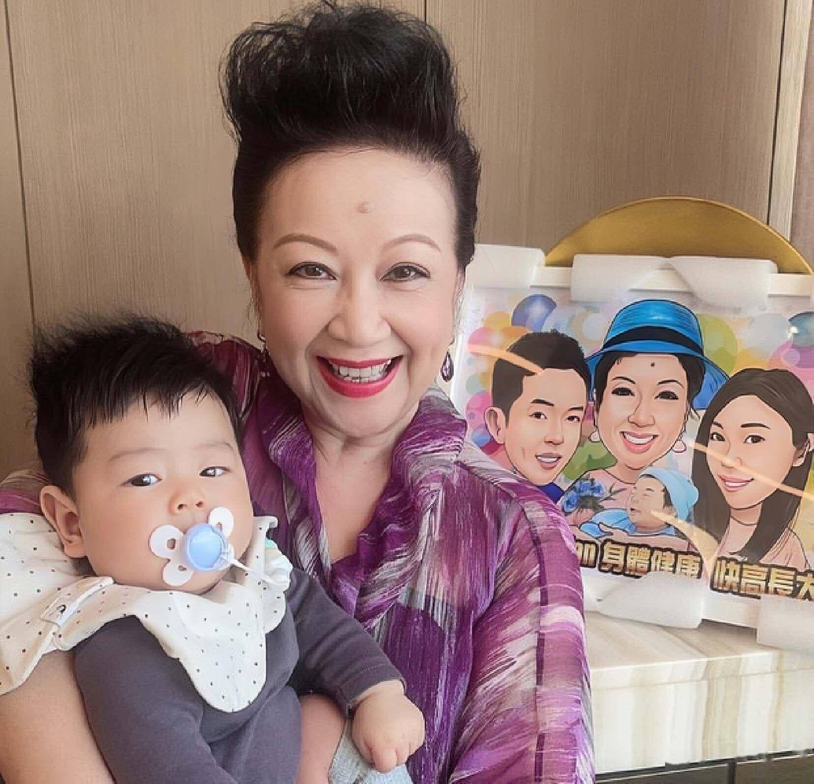 薛家燕宣布与小17岁男友复合两度拒绝求婚自曝已绝经不会生娃