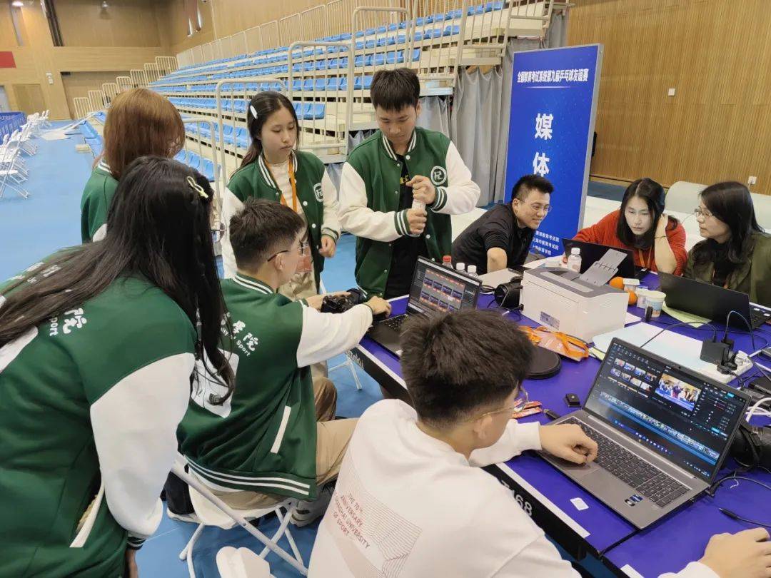 招新啦春暖花开校记者团等你来