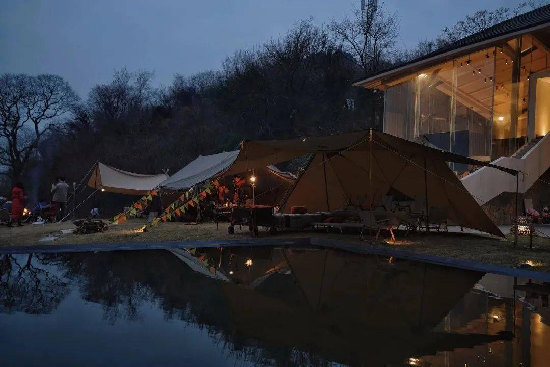 露营地"岛上生态环境极佳漫山岛是太湖诸岛中的第三大岛99地址:光福