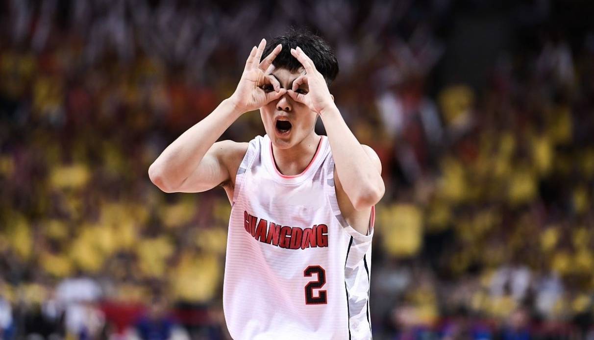 广东队大胜辽宁!五名00后表现抢眼!杜锋盛赞18岁小将!_比赛_徐杰_机会