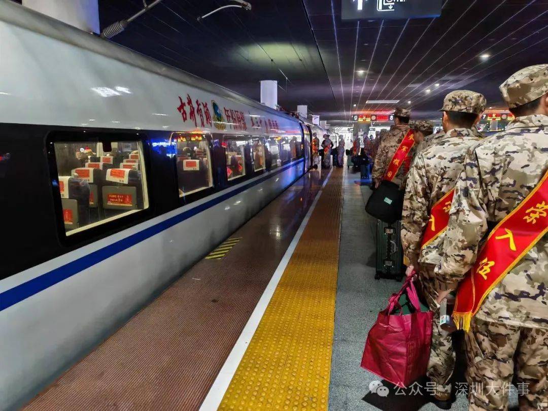 有人特地为此减重40斤_杜文祺_训练_新兵