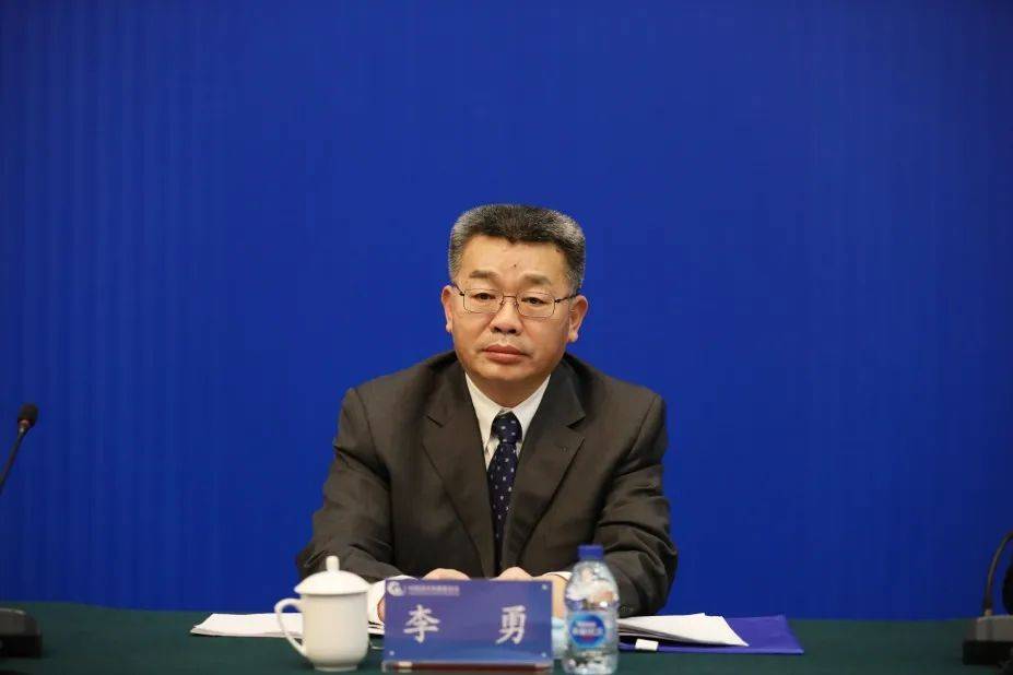 据中央纪委国家监委网站消息,中国海洋石油集团有限公司原党组副书记